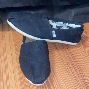 Black Toms